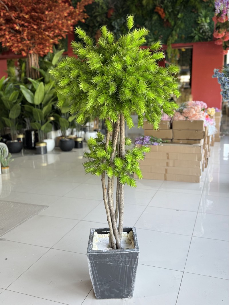YNC-231 Yeşil Yapay Ağaç – 185 cm | Doğanın Ferahlatıcı Tonlarıyla Modern Dekorasyon