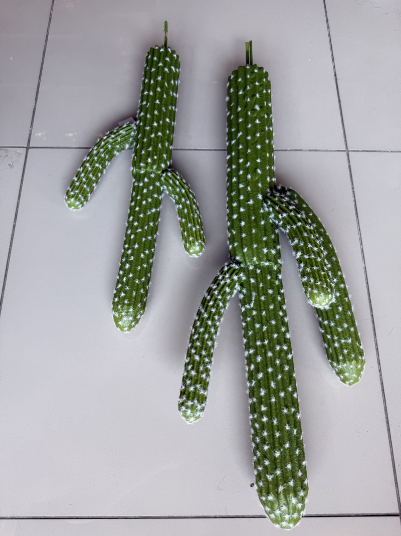 YNC-034 – 2'li Set Dekoratif Yapay Kaktüs | 90 cm & 60 cm