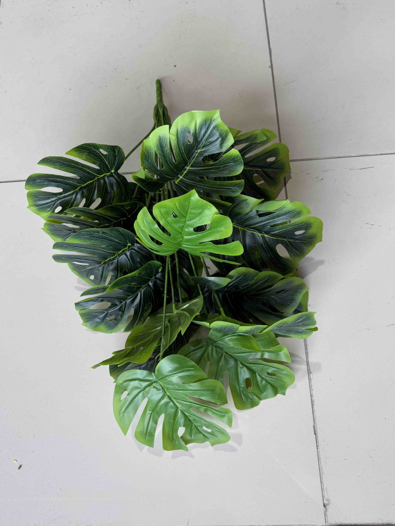 YNC-228 – Deve Tabanı Midi Yapay Ağaç (70 cm)