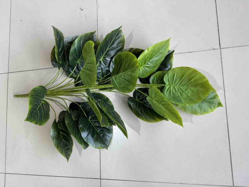 YNC-248 – 24 Yapraklı Yapay Ağaç (110 cm)